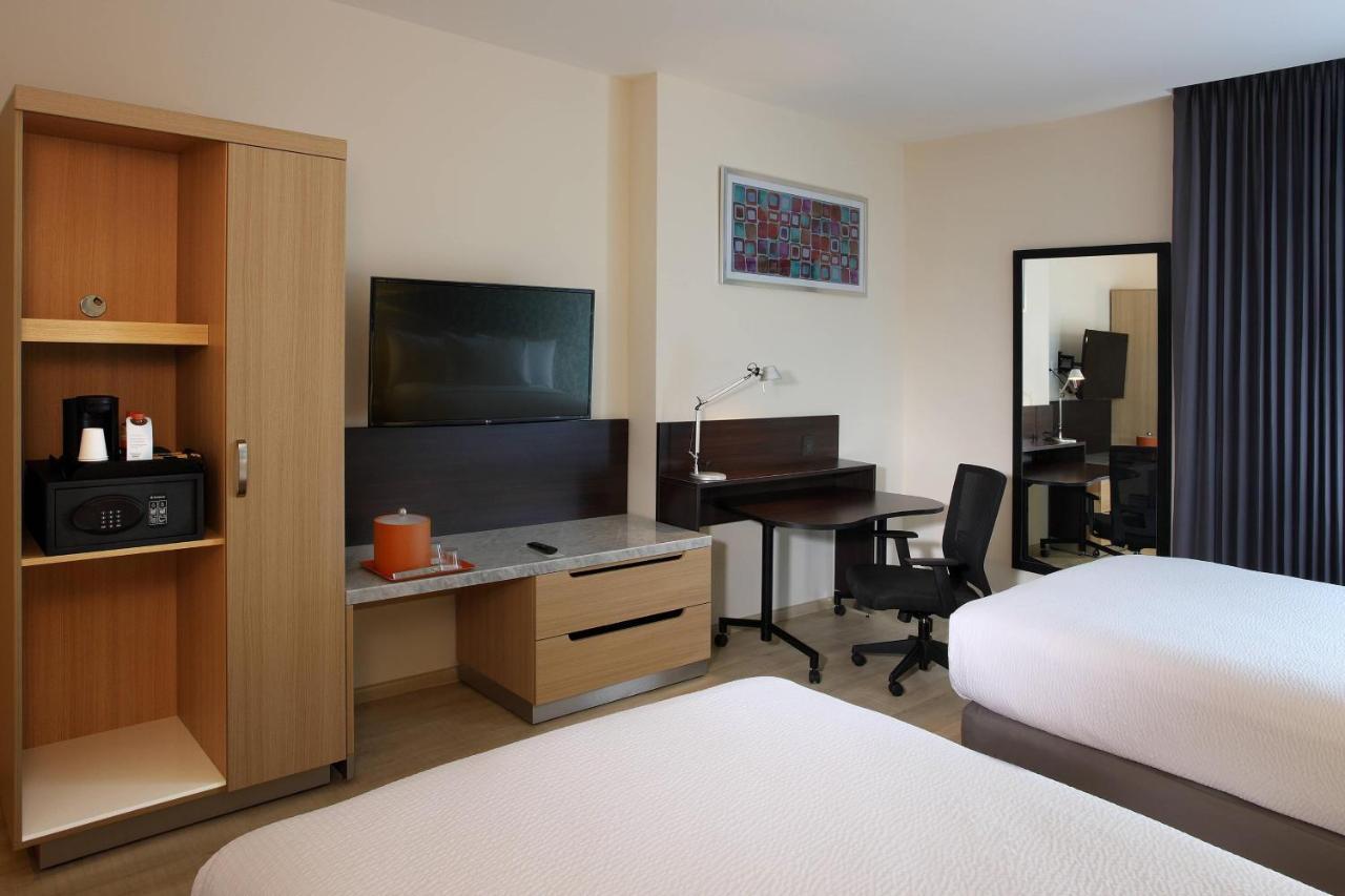Fairfield Inn & Suites By Marriott Mexico City Vallejo 3* Mexico City